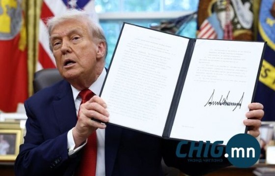 Трамп TikTok-ыг худалдаж авах зарлигт гарын үсэг зурж, $14 тэрбумаар үнэлэв  