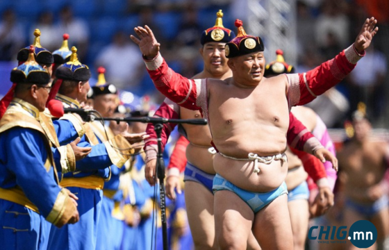 Дархан аварга Н.Батсуурийг Японы хэвлэл онцоллоо