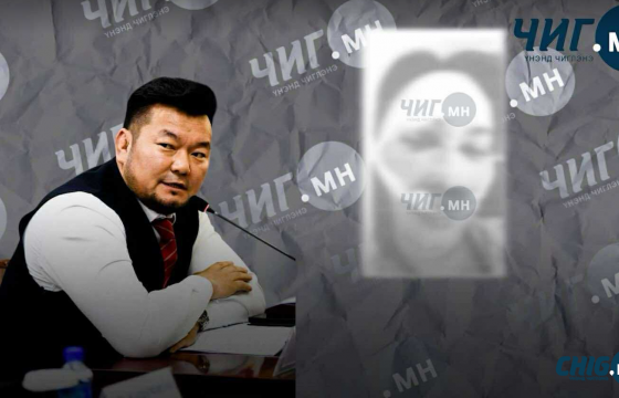 Эхнэрээ 22 жил хүчирхийлж, гэр бүлээс гадуурх харилцаатай НИТХ-ын төлөөлөгч Б.Эрдэнэсүхийг засаг даргын ажлаас чөлөөлжээ 