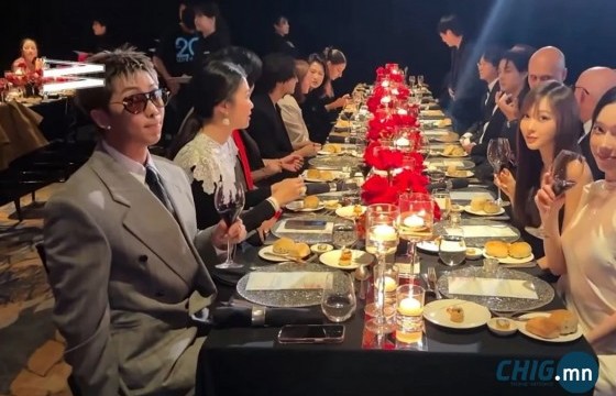 “W Korea”-ийн хандивын үйл ажиллагаа шүүмжлэлд өртлөө