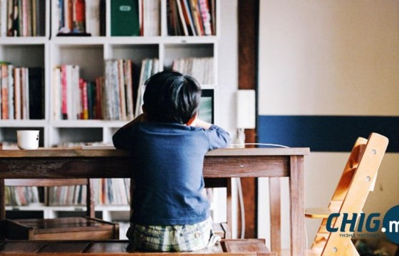 Багш нарын ажил хаясан үед эцэг, эхийн нэгийг цахимаар ажиллуулахыг уриаллаа