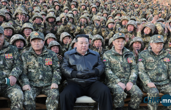 Хойд Солонгос 5000 барилгын цэргээ Орост илгээжээ