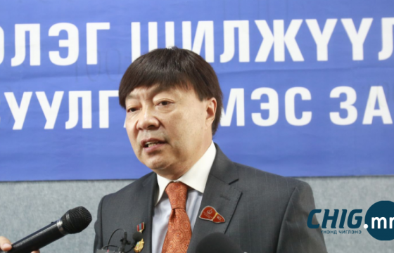 П.Батчулуун эмч ажилдаа орлоо 