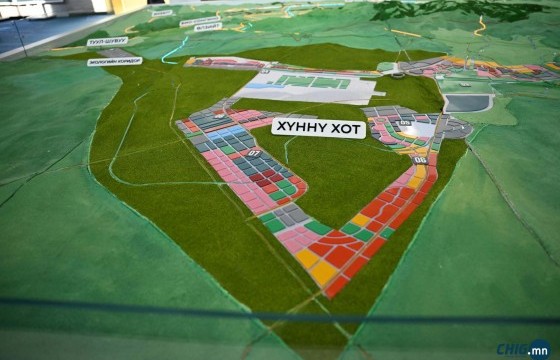 Шинэ зуун мод буюу Хүннү хотын загварын үзэсгэлэн нээгдлээ 