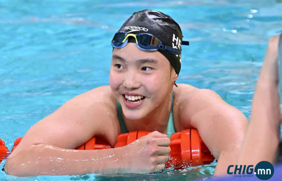 13 настай хятадын сэлэгч Yu Zidi Азийн дээд амжилтыг шинэчиллээ