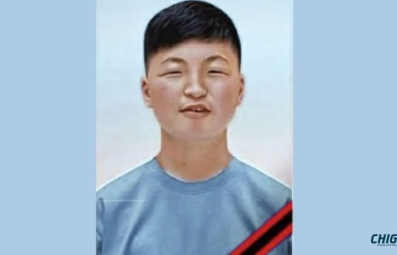 Дүүгээ түймрээс авраад өөрөө амь эрсэдсэн хүүд зориулж 1000 зул өргөнө 