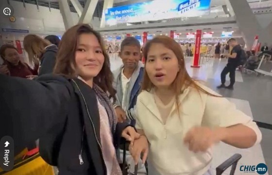 Амиа алдсан Атиензагийн охин: Бид ээжийгээ алдсан ч, Монголоос 1000 ээжийг олж авлаа 