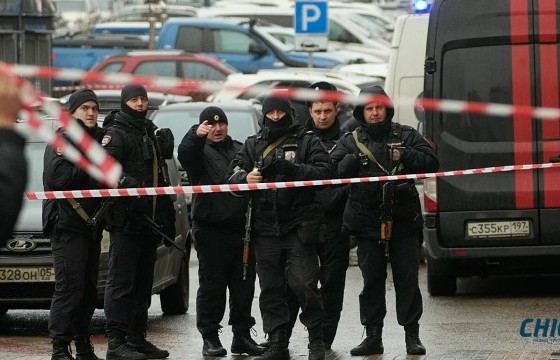 Москвад дэлбэрсэн машинд өртөж нас барагсдын хоёр нь 24, 25  настай цагдаа байжээ