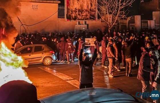 Иран: АНУ-тай хэлэлцээр хийхэд бэлэн байгаа ч 