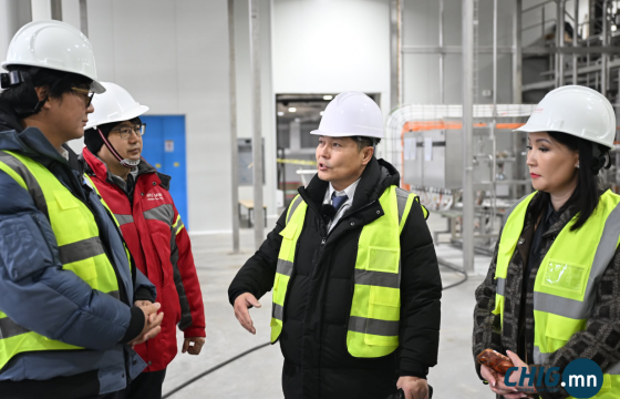 Х.Нямбаатар: “Сүүн дархлаа” хөтөлбөрийн хүрээнд ирэх жил 450 мянга орчим хүүхдэд сүү өгөхийг зорьж байна