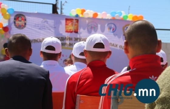 Хүмүүжигч 10 хүүхэд тутмын найм нь эцэг, эхтэйгээ хамт өсөөгүй байна 