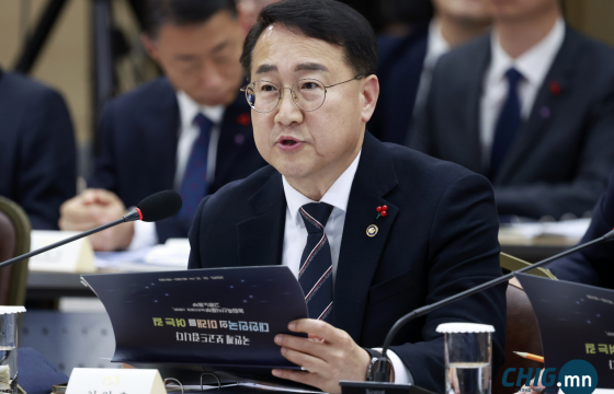 БНСУ: Согтуугаар автомашин жолоодсон даргыг шууд халлаа