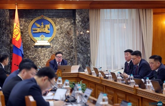 Гашуунсухайт боомт, улсын хилийн зурваст хууль зөрчиж олгосон 66 га газрыг төрийн мэдэлд буцаан авлаа