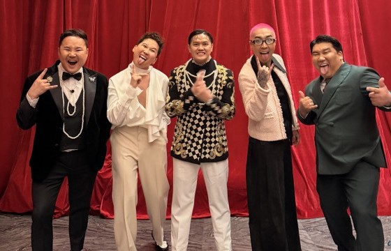 Тэд өөрсдийгөө цоо шинээр танилцуулж байна