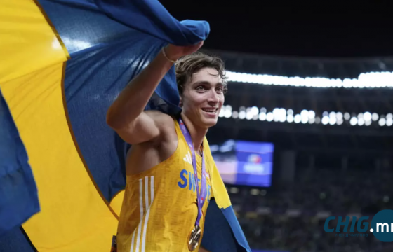 А.Дюплантис дэлхийн рекордыг дахин шинэчиллээ