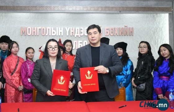 Сурагчдад үндэсний бөхийг таниулах чиглэлээр гэрээ хийлээ 