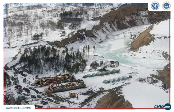  Бугантад алт олборлодог компаниуд техникүүдээ ууланд нуусан байжээ 