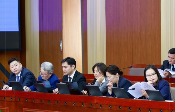 Ирэх жил дунд, ахлах ангийнхны үдийн цай хөтөлбөрийн төсвийг суулгана