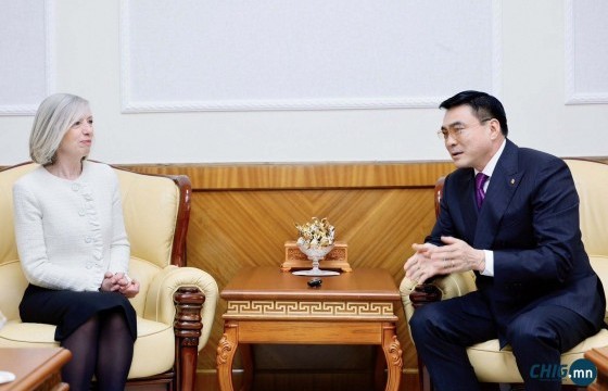 Хуулийн салбарын 34 мянган албан хаагч, оюутныг хиймэл оюун ухаанаар англи хэл сургана 