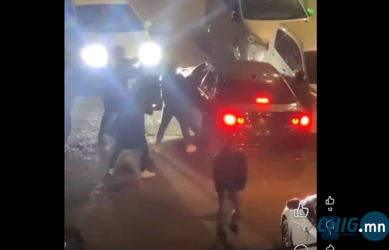 ЦЕГ: Тээврийн хэрэгсэл эвдэж танхайрсан хэрэгт 5 этгээдийг яллагдагчаар татан, шалгаж байна