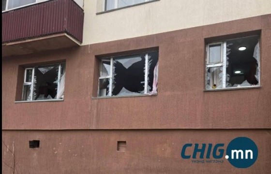 Плитка асаалттай орхисны улмаас дэлбэрэлт үүсч, айлуудын цонх хагарчээ 