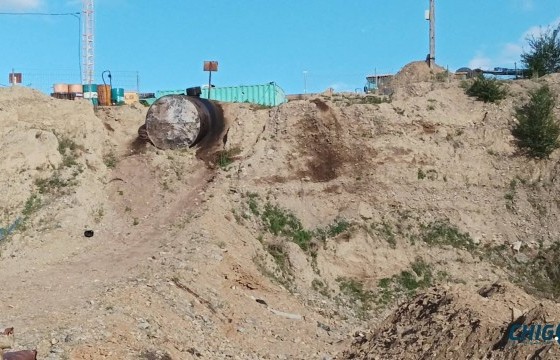Заамарт алт олборлодог гурван компанийн үйл ажиллагааг зогсоолоо 