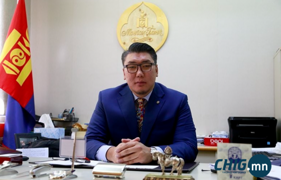 Монголбанкны тэргүүн дэд ерөнхийлөгчөөр томилогдож буй Э.Анар ₮1.4 тэрбумын орон сууц, ₮829 саяар үнэлэгдэх 5 машинтай