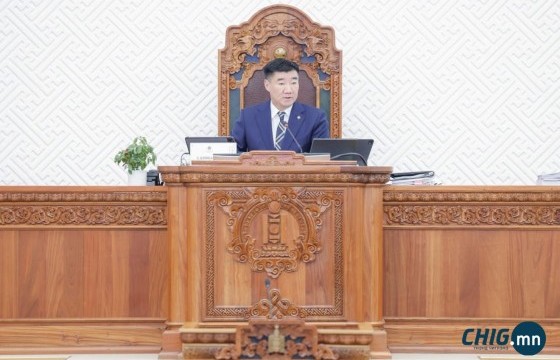 Ээлжит бус чуулган товлон зарлалаа